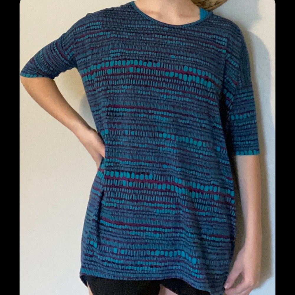 Women’s Size M Flowy Blouse